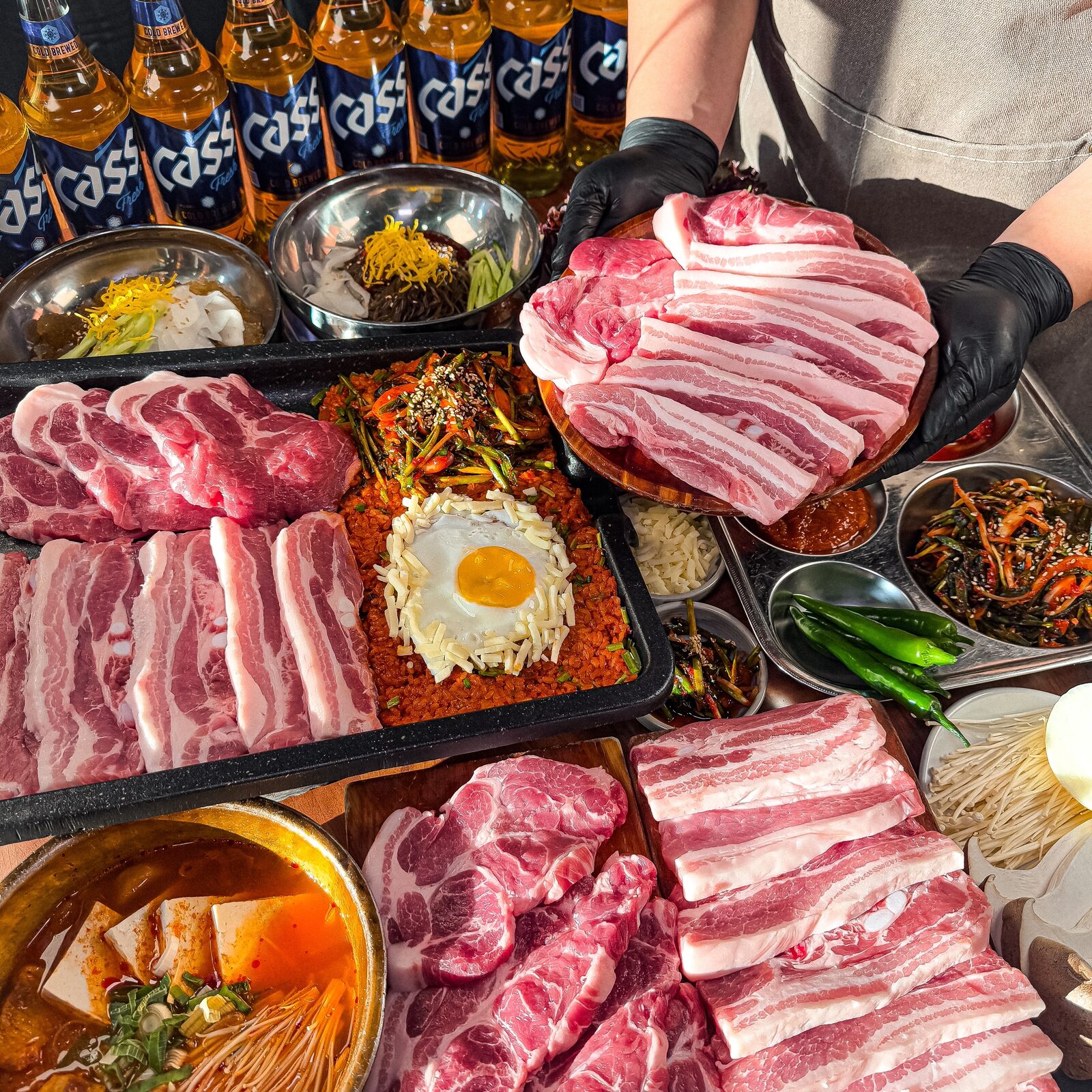 부추삼겹살 매장 단체석